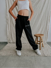 Afbeelding in Gallery-weergave laden, Sweatpants open hem
